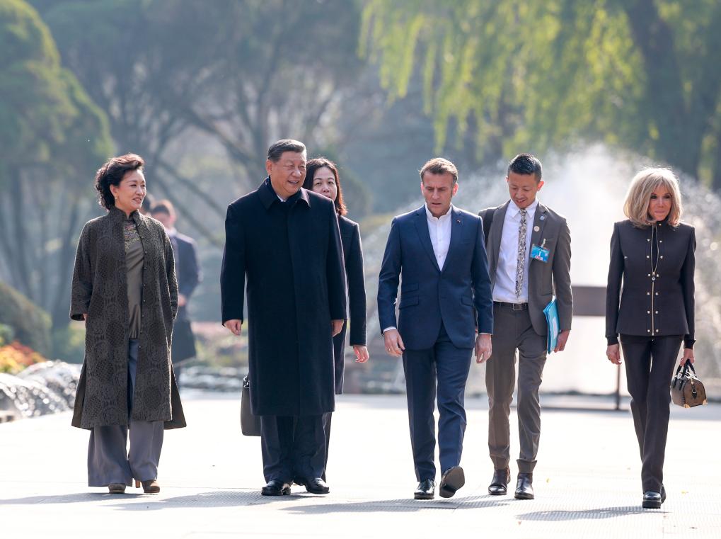 Qua rồi thời oanh liệt - Ảnh 1.