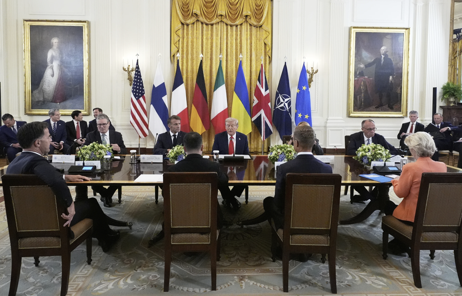 Quan hệ Mỹ - châu Âu thêm rạn nứt - Ảnh 1.