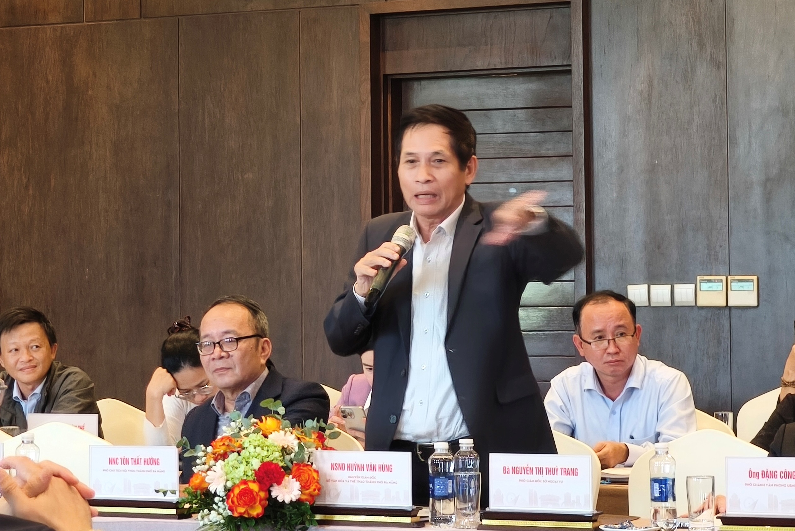 NSND Huỳnh Hùng: 'Quảng Nam hay cãi' nhưng đừng cãi bừa, cãi không có tri thức- Ảnh 1.