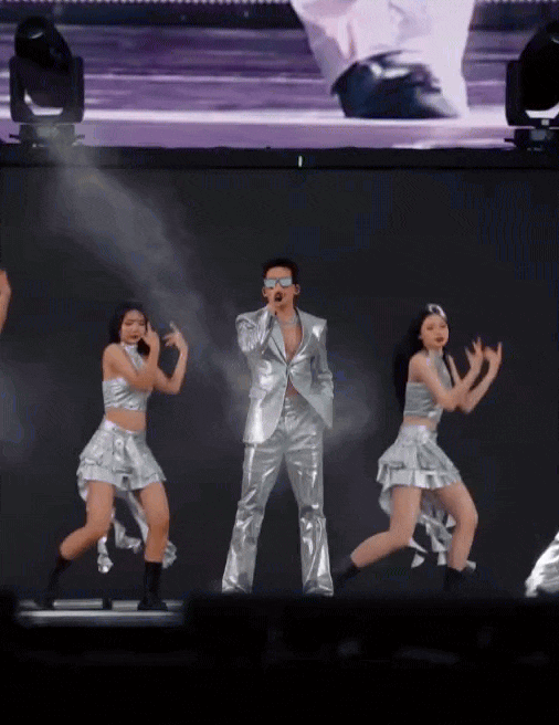 Anh Trai bị tố “sao y” nam thần hot nhất Kpop: Từ trang phục, vũ đạo đến thần thái không thiếu thứ gì- Ảnh 1.