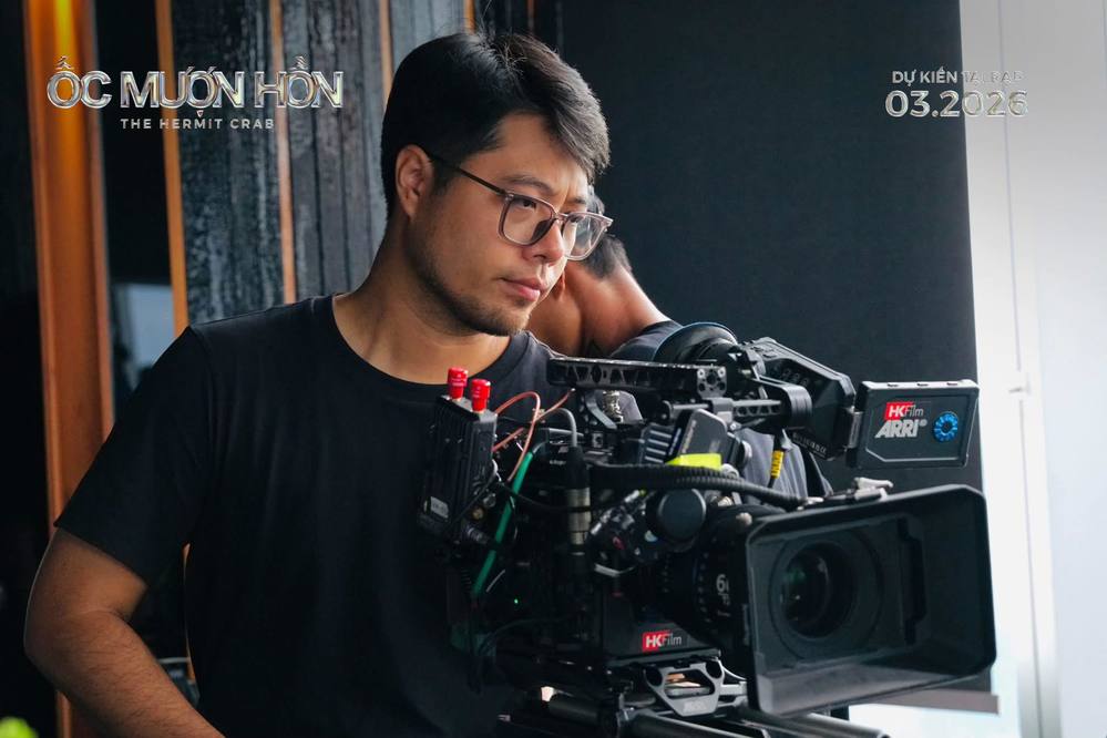 Đạo diễn Đinh Tuấn Vũ đặt nhiều kỳ vọng vào dự án "Ốc mượn hồn".
Đạo diễn Đinh Tuấn Vũ đặt nhiều kỳ vọng vào dự án "Ốc mượn hồn".