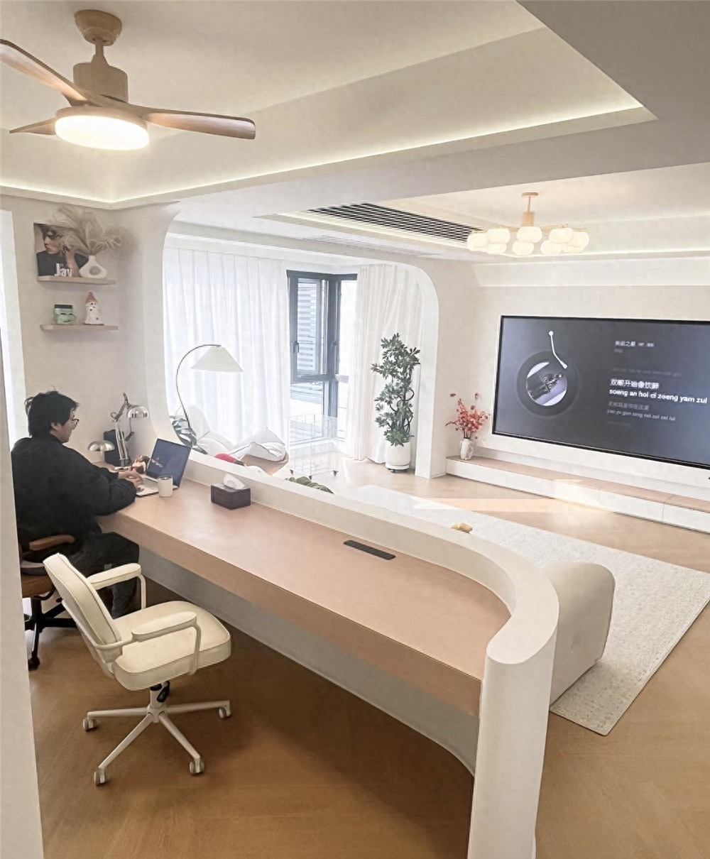 Quyết định sáng suốt của gia chủ giúp căn hộ lột xác, cư dân mạng khen hết lời- Ảnh 1.