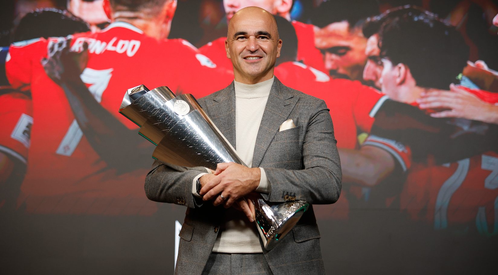 Ronaldo lan toa khat khao tro thanh nguoi gioi nhat