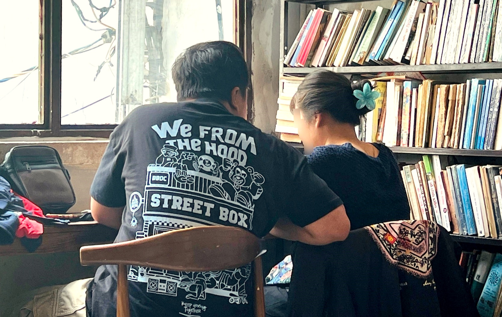 Ru rú ở nhà mà đòi có người yêu 1 Ru rú ở nhà mà đòi có người yêu - Ảnh 1.