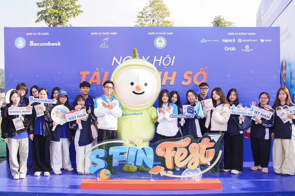 Sacombank lan tỏa tinh thần “Tài chính thông minh –Tương lai bứt phá” qua S-Finfest 2025 - 1