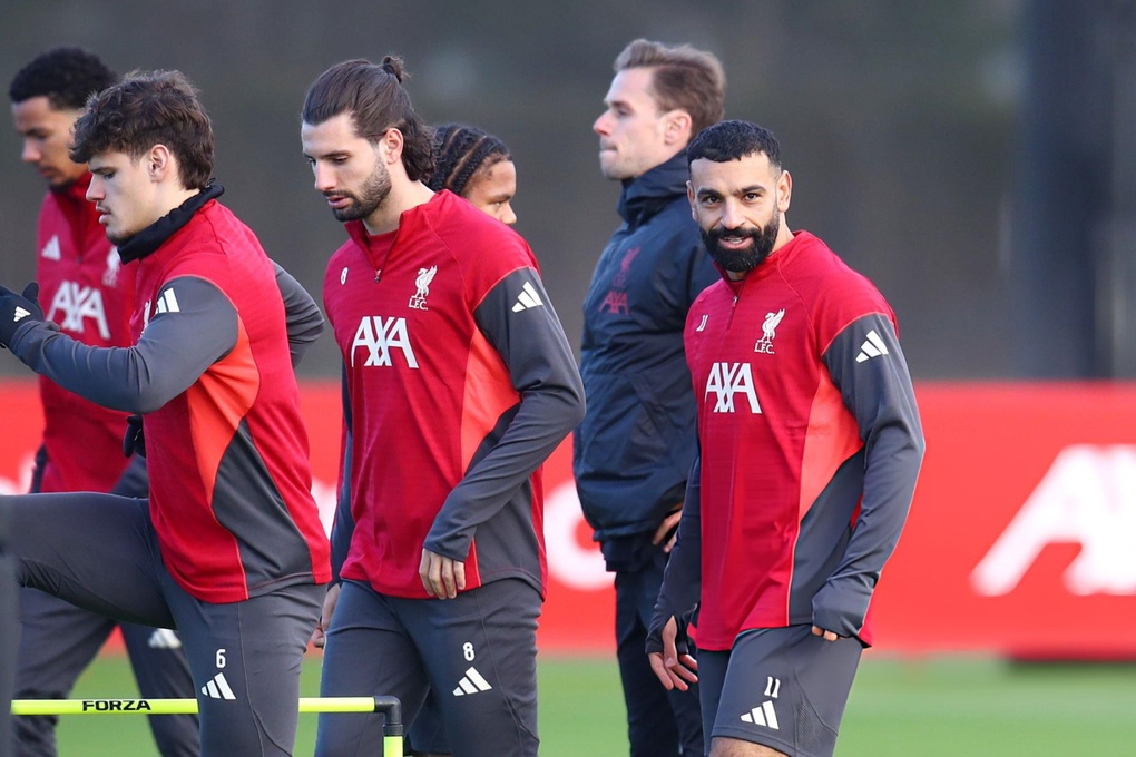 Salah trở lại đội hình Liverpool sau căng thẳng với HLV Slot - 1