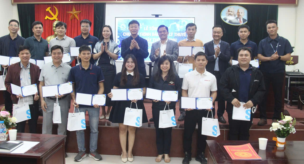 Samsung phổ cập nhà máy thông minh cho doanh nghiệp Việt - 1