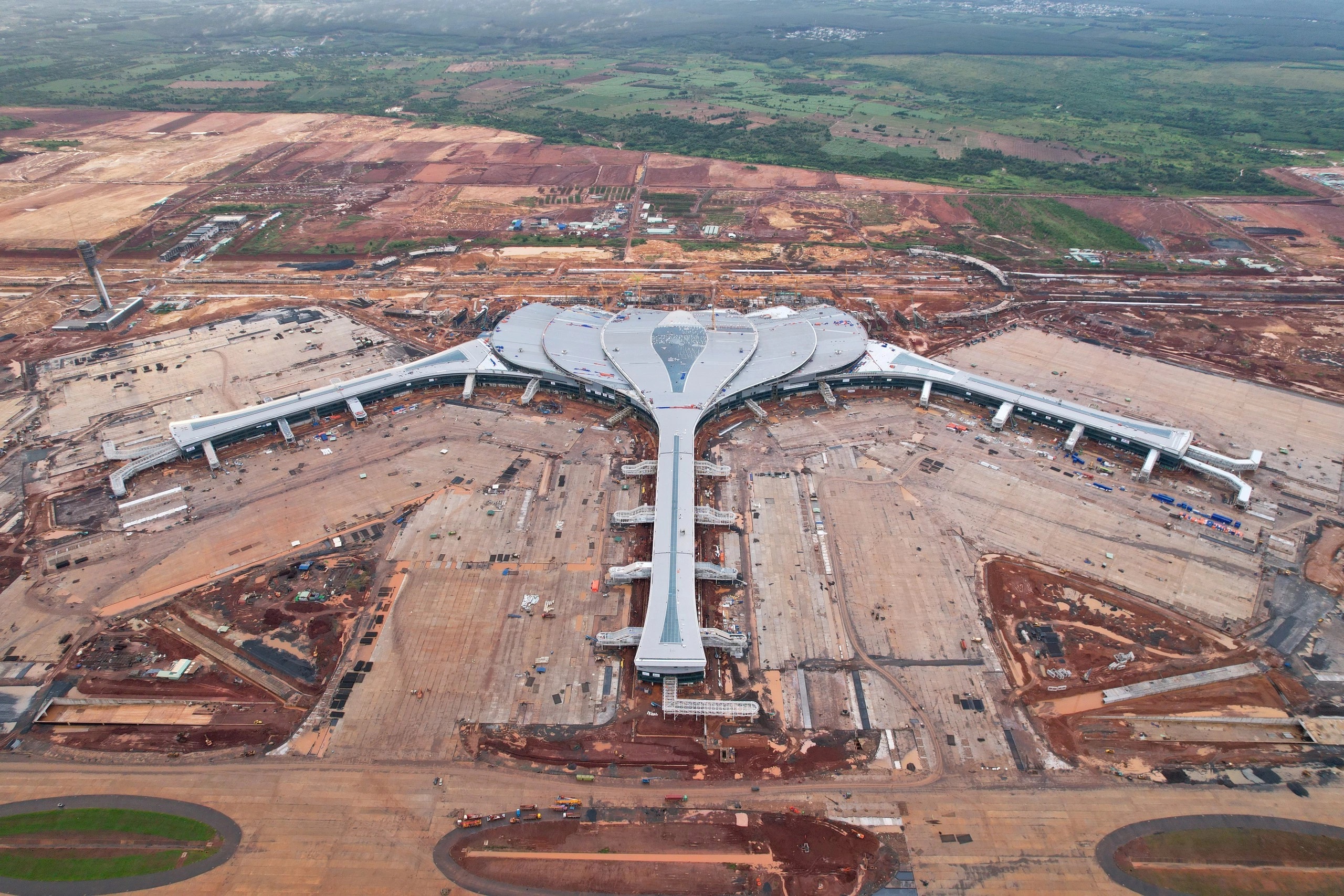 Sân bay Long Thành kết nối giao thông TP.HCM thế nào để tránh kẹt xe?- Ảnh 1.