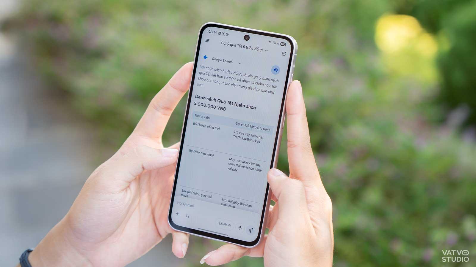 Săn sale cuối năm mà không dùng Gemini Live trên Galaxy A56 5G thì phí thật- Ảnh 1.