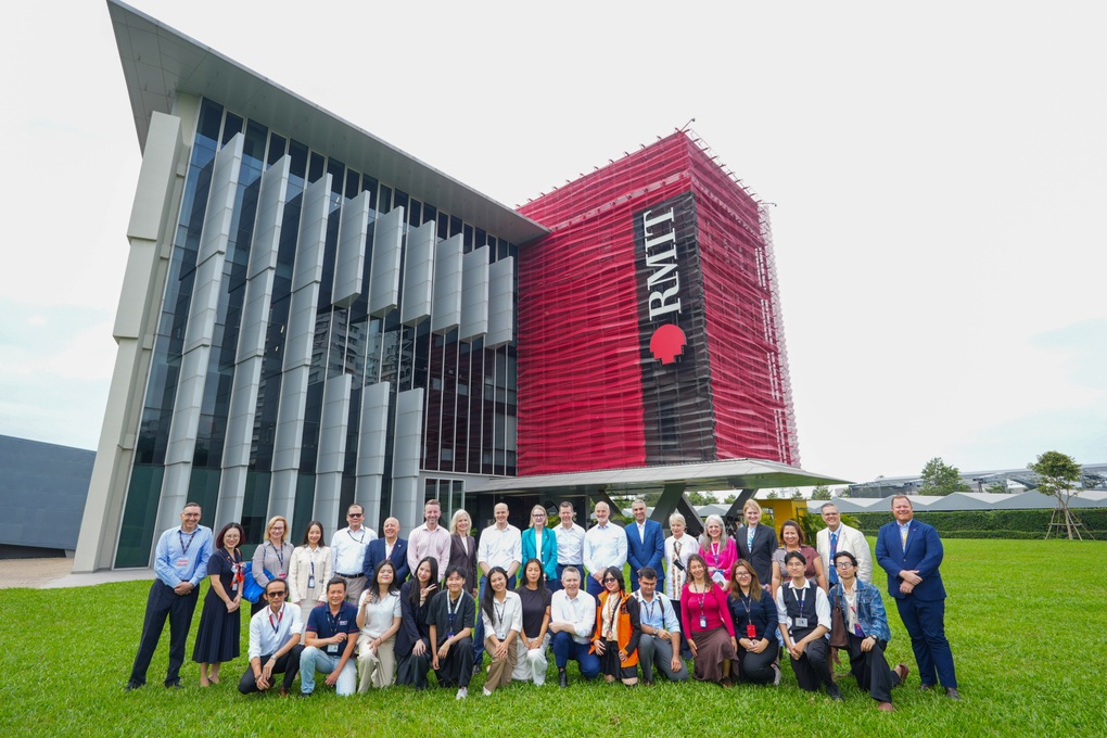 Sau 25 năm hoạt động, Đại học RMIT cam kết mở rộng đầu tư tại Việt Nam - 1