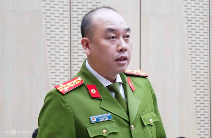 Đại tá Nguyễn Đức Long, Phó giám đốc Công an Hà Nội tại họp báo. Ảnh: Phạm Dự
