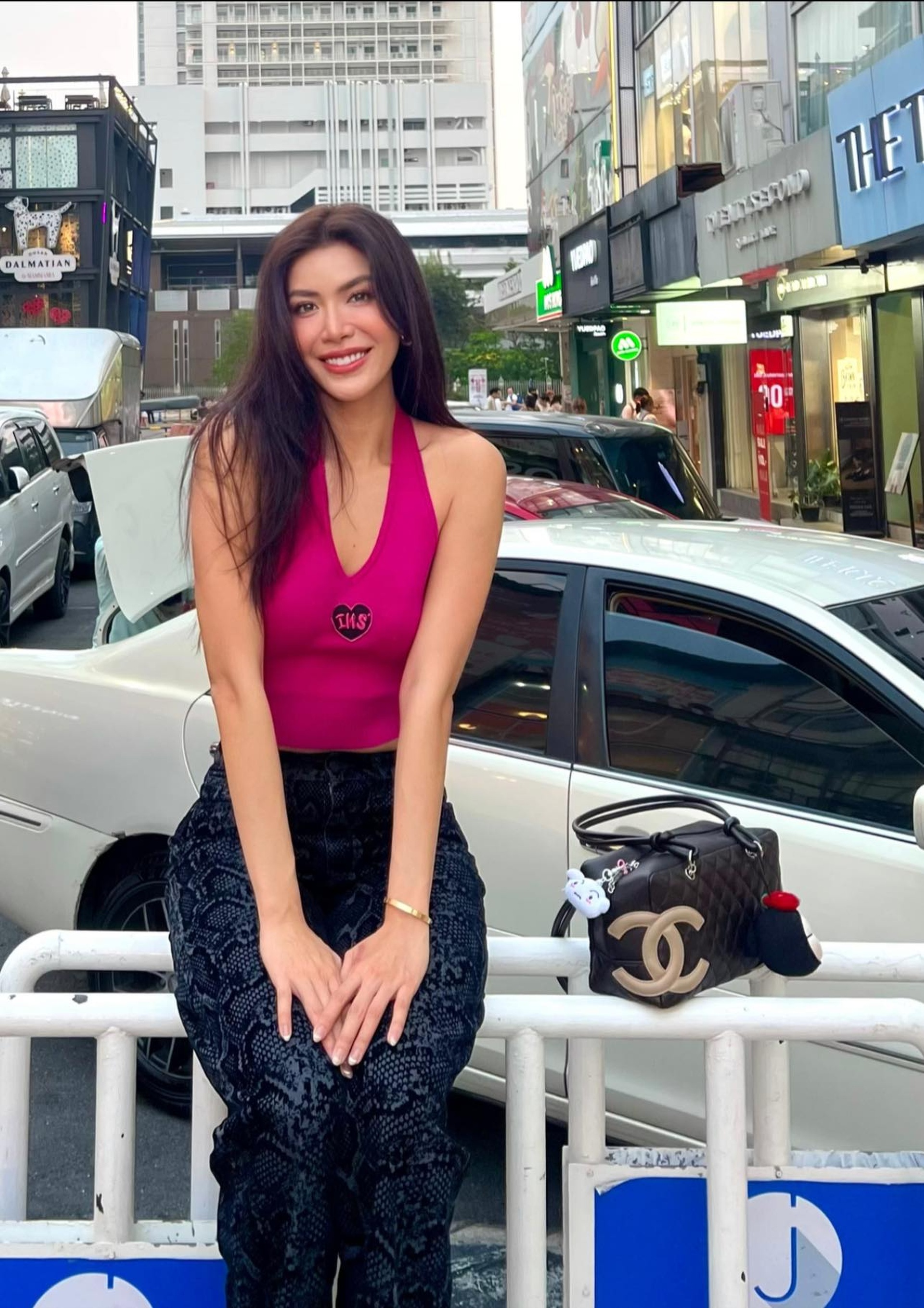 Siêu mẫu Minh Tú tổng kết năm sóng gió: Nhập viện liên tục, nợ nửa tỷ đồng - 1