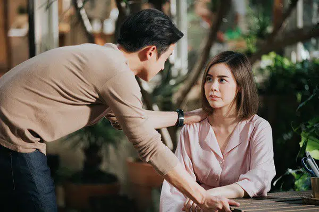 Sinh nhật tôi, chồng tặng món quà khiến cả đời tôi phải suy nghĩ lại về hôn nhân- Ảnh 1.