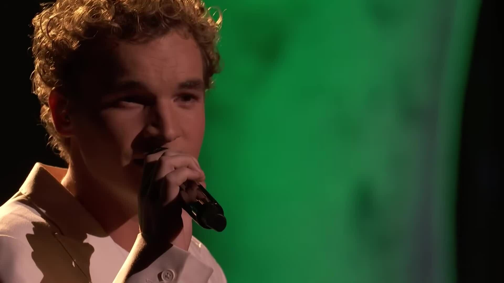 Tiết mục "The Winner Takes It All" của quán quân The Voice 28