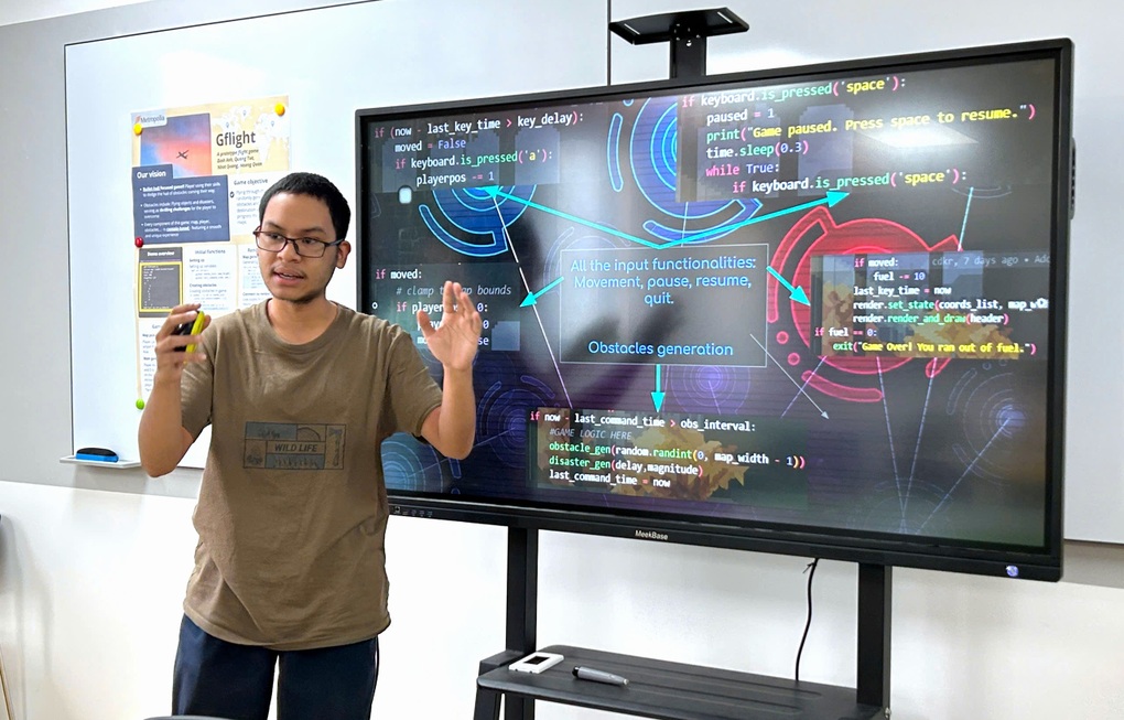 Sinh viên năm nhất xây dựng dự án công nghệ từ dữ liệu của 43.000 sân bay - 1