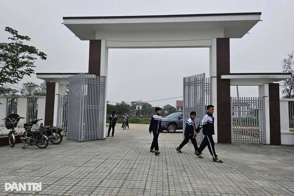 Số phận mới của ngôi trường gần 23 tỷ đồng từng bỏ hoang - 1