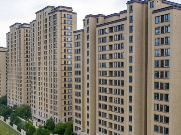 chung cư cao tầng và tập thể cũ 2 Sống ở chung cư cao tầng và tập thể cũ