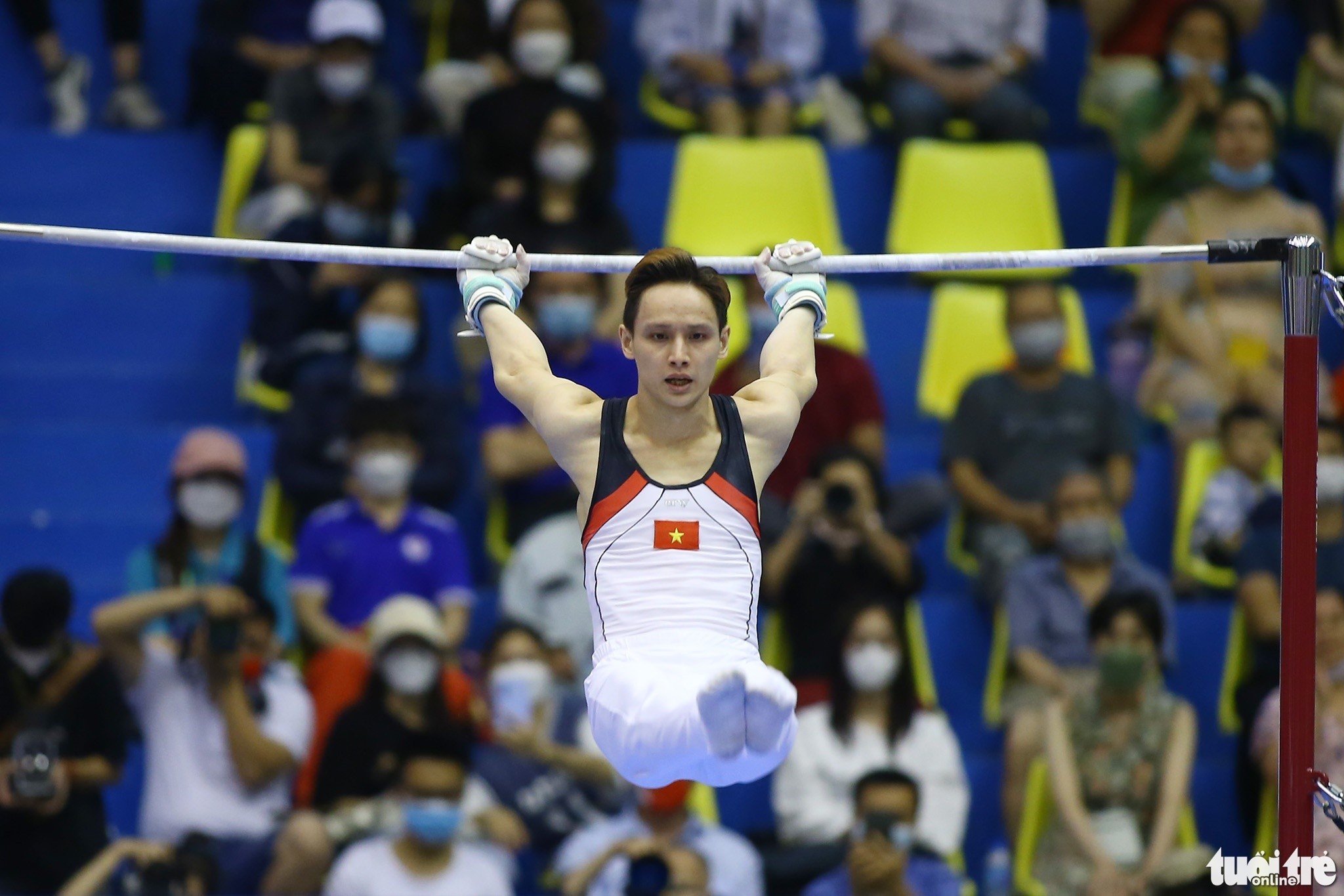 Sự bền bỉ đáng kinh ngạc của 'hot boy' thể dục dụng cụ Đinh Phương Thành 1 Sự bền bỉ đáng kinh ngạc của 'hot boy' thể dục dụng cụ Đinh Phương Thành - Ảnh 1.