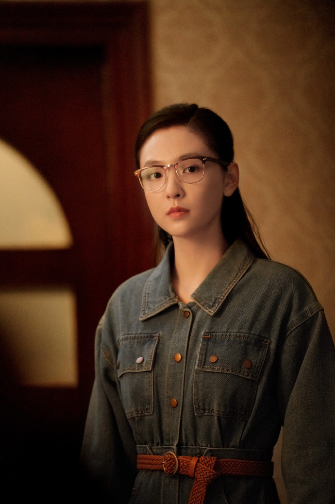 Sự nghiệp trái ngược của các cặp đôi đã ly hôn- Ảnh 12.