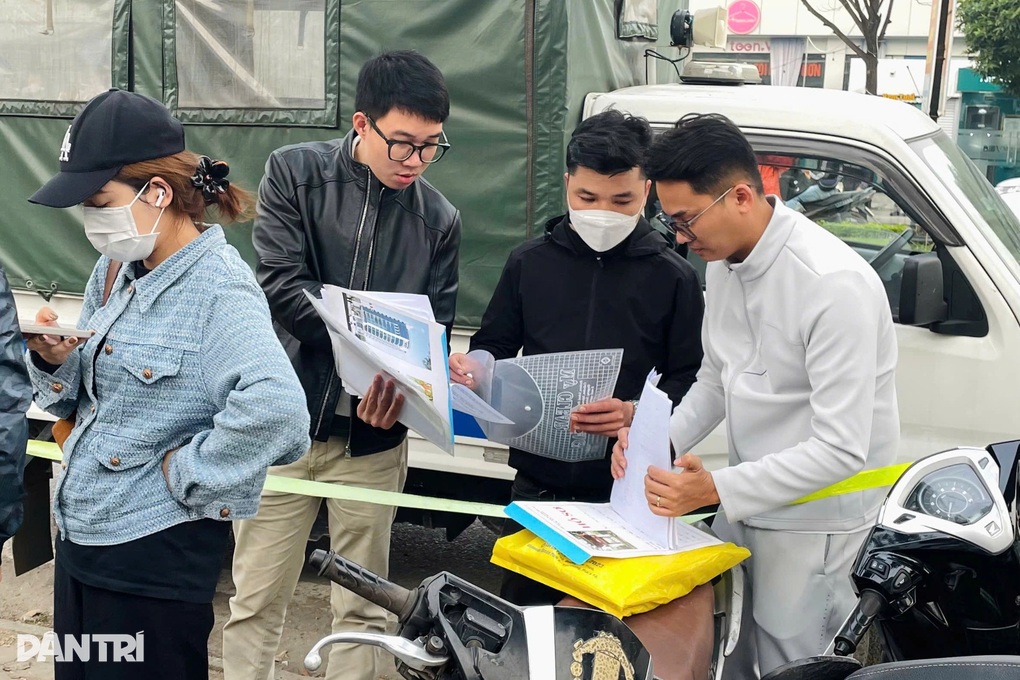 “Suất ngoại giao” nhà ở xã hội rao đầy trên mạng, Công an Hà Nội cảnh báo - 1