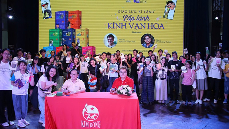 Sức hút bền bỉ của ‘Kính vạn hoa’ sau 30 năm- Ảnh 1.