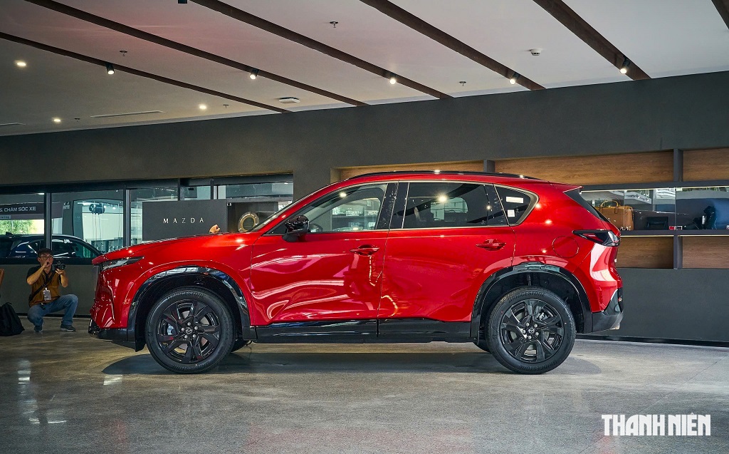 THACO AUTO đưa Mazda CX-5 thế hệ mới và loạt SUV 'lạ mặt' về Việt Nam 1 Mazda đưa CX-5 thế hệ mới và loạt SUV 'lạ mặt' về Việt Nam - Ảnh 1.