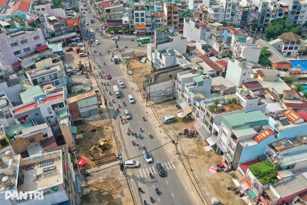 TPHCM: Kiểm tra đột xuất với các dự án bất động sản có dấu hiệu vi phạm - 1