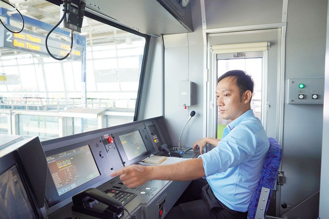 TP.HCM đào tạo hàng trăm cán bộ lên thạc sĩ, tiến sĩ chuyên ngành metro 1 TP.HCM đào tạo hàng trăm cán bộ lên thạc sĩ, tiến sĩ metro - Ảnh 1.