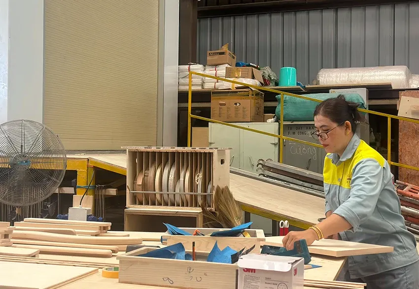 UBND xã, phường, đặc khu giám sát doanh nghiệp, phòng ngừa tranh chấp, ngừng việc tập thể, đảm bảo an ninh trật tự, quyền lợi người lao động. Ảnh: TL thưởng Tết 2.jpeg