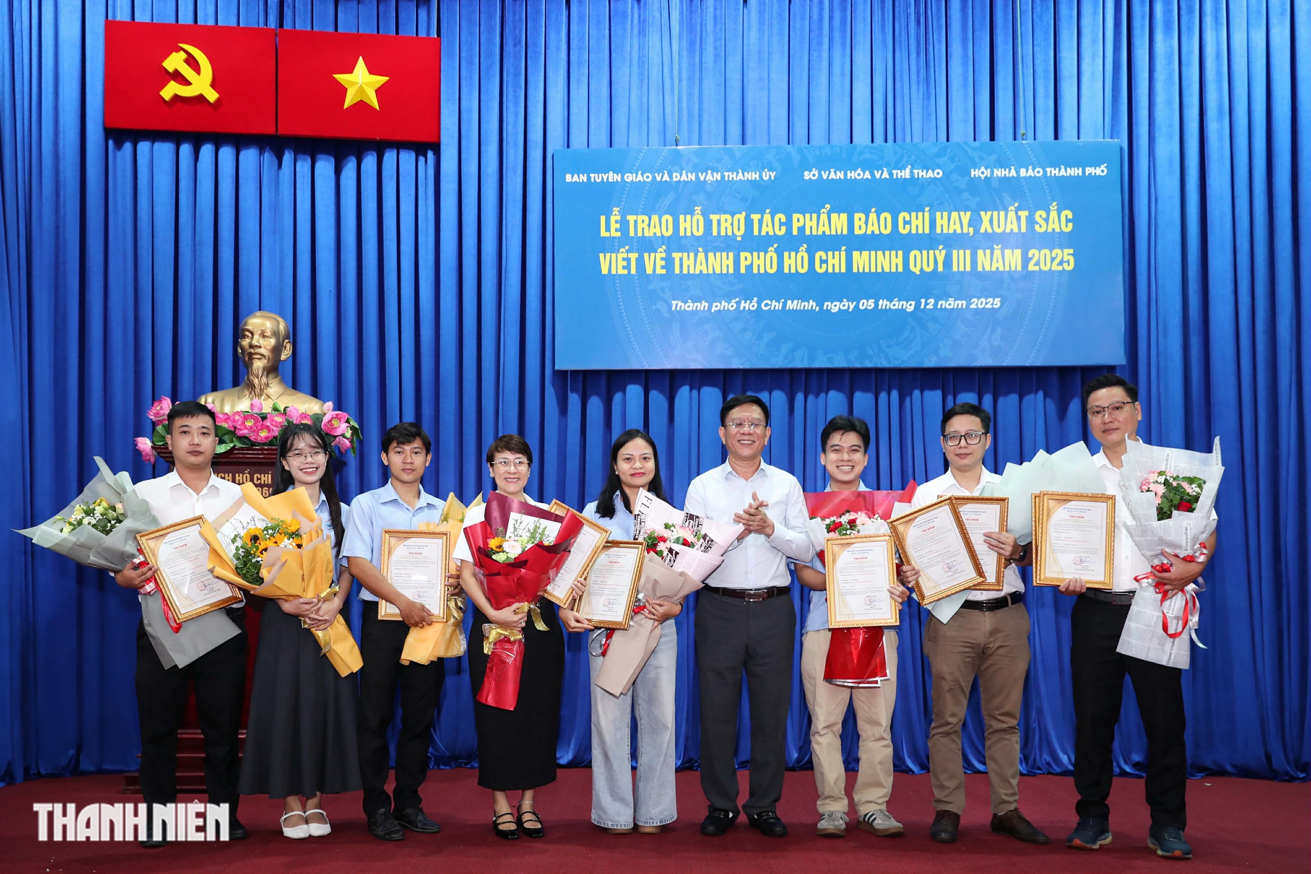 TP.HCM khen thưởng 9 tác phẩm hay, xuất sắc của Báo Thanh Niên  - Ảnh 1.