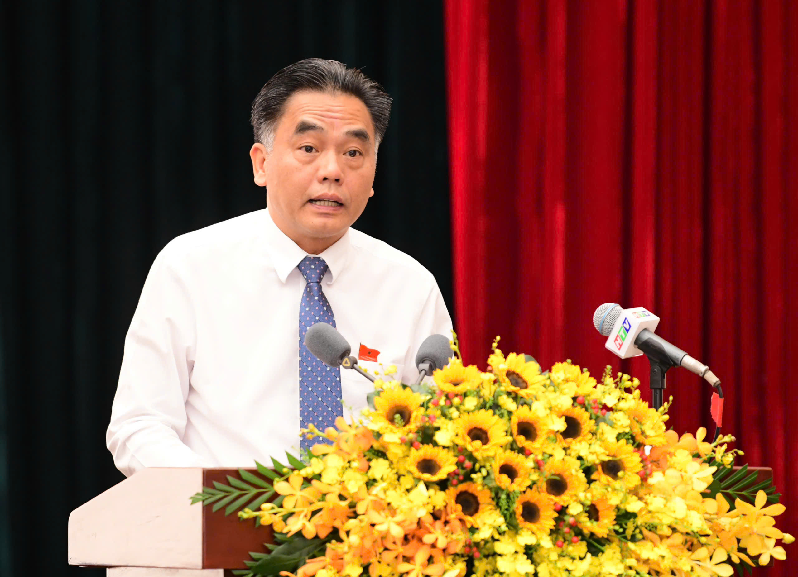 TP.HCM phân công công tác Chủ tịch, Phó Chủ tịch UBND nhiệm kỳ 2021-2026 - Ảnh 2. TP.HCM - Ảnh 2.