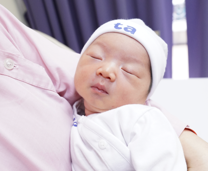 Con gái chị  lúc mới chào đời. Ảnh: Trang Lê