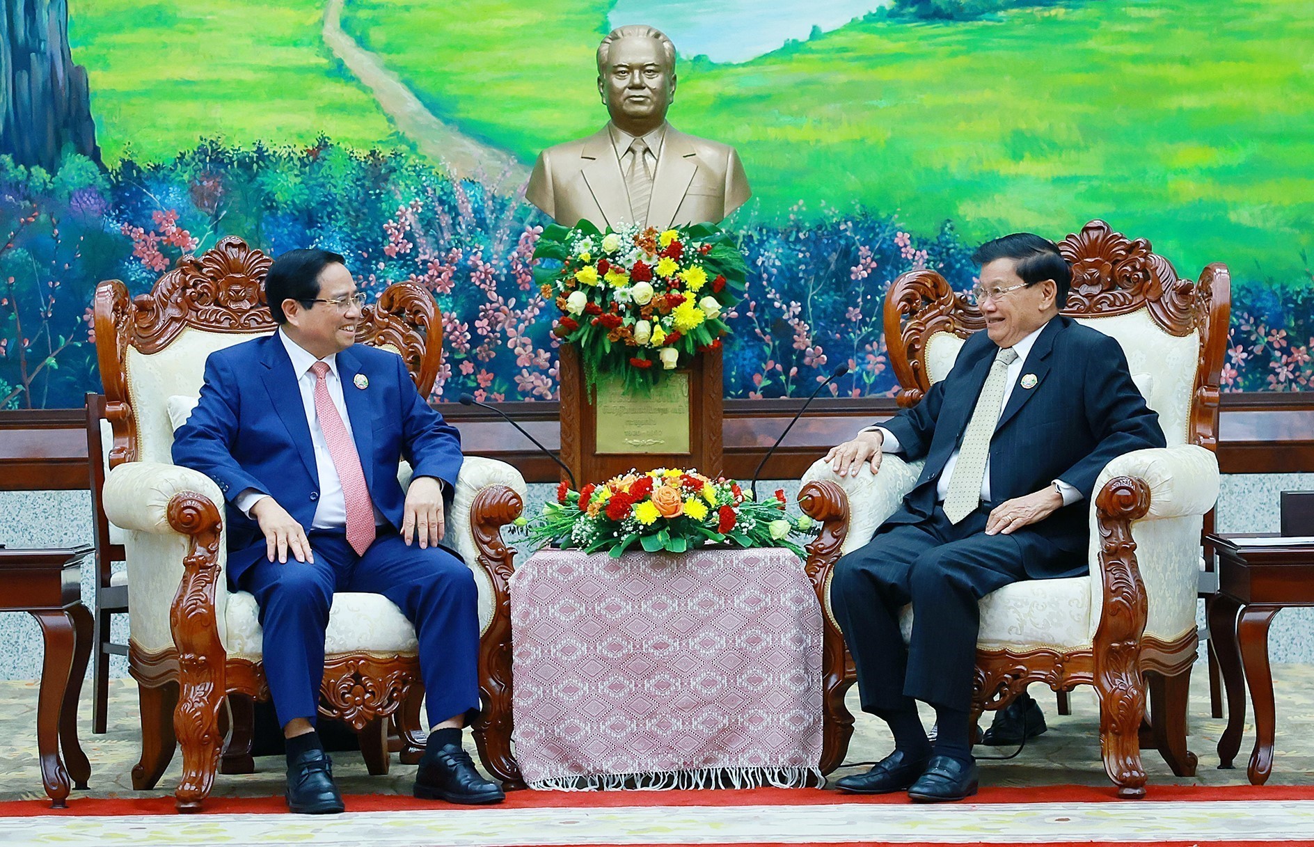 Tăng cường kết nối hai nền kinh tế Việt Nam - Lào - Ảnh 1.