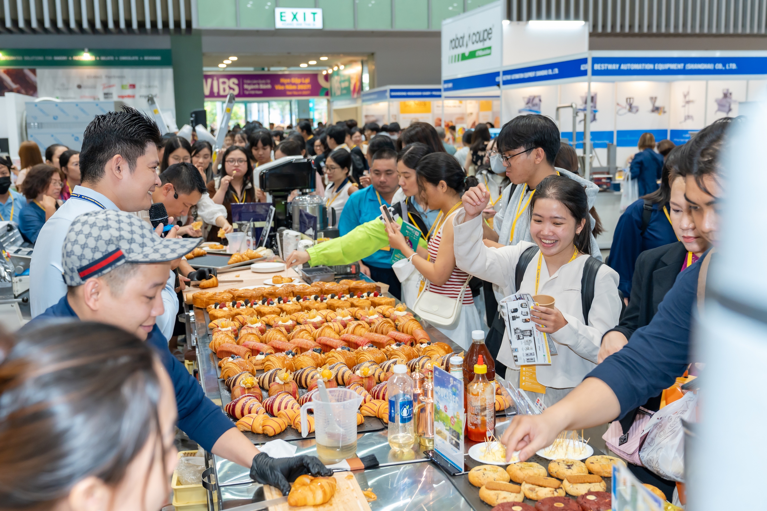 Tăng trưởng hai chữ số, ngành bánh Việt Nam hấp dẫn nhà bán hàng quốc tế 1 Tăng trưởng hai chữ số, ngành bánh Việt Nam hấp dẫn nhà bán hàng quốc tế - Ảnh 1.