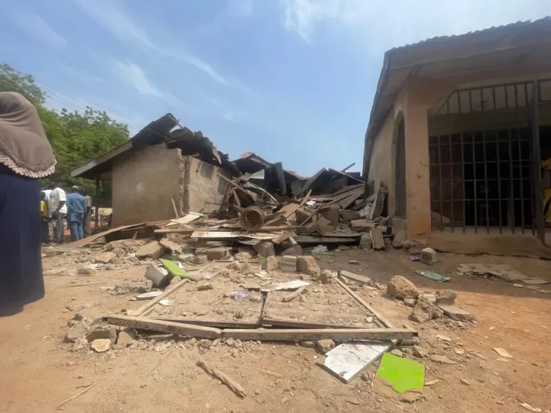 Tên lửa hành trình Tomahawk của Mỹ bắn trượt mục tiêu ở Nigeria - Ảnh 1.