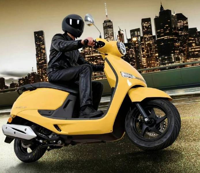 Thách thức Honda Vision, ‘xe ga quốc dân’ mới chính thức ra mắt giá 26 triệu đồng, rẻ gần bằng Wave Alpha- Ảnh 1.