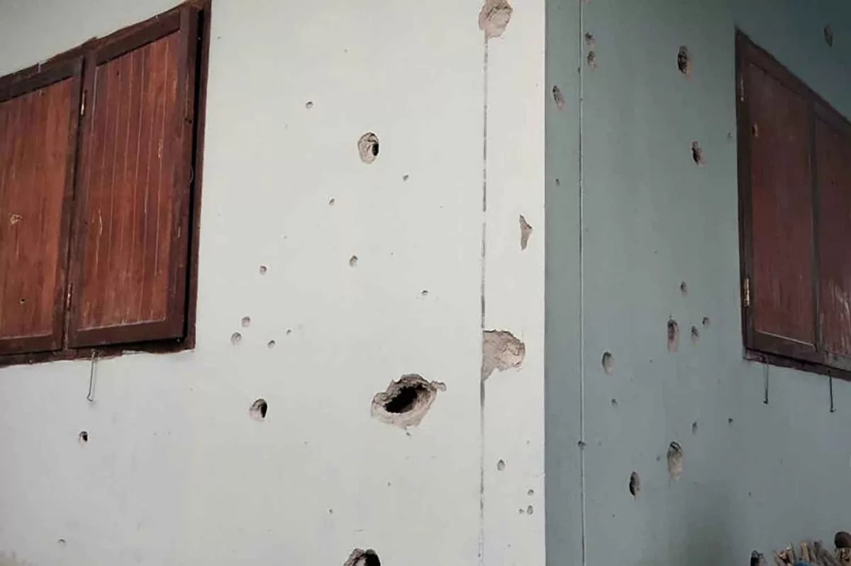 Thái Lan, Campuchia đóng cửa hơn 1.500 trường học khi xung đột leo thang 1 trường học - Ảnh 1.