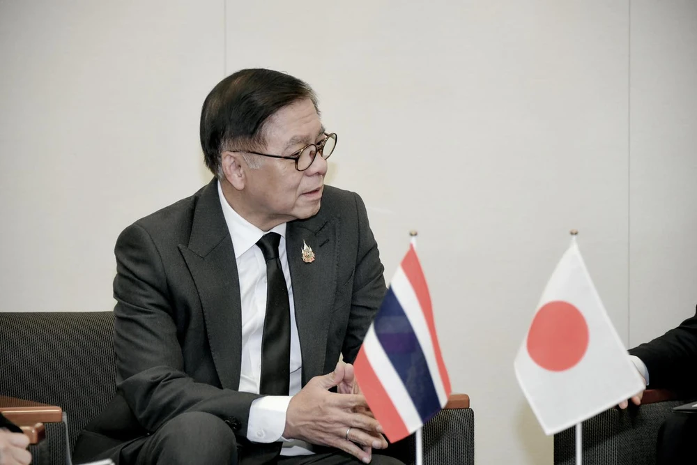 Ngoại trưởng Thái Lan Sihasak Phuangketkeow hôm 19-12, khi đang có chuyến thăm tới Nhật. Ảnh: FACEBOOK/MFA Thailand 2012 Thái Lan bác tin Mỹ, Trung Quốc gây áp lực buộc Bangkok đàm phán với Campuchia_1.jpg