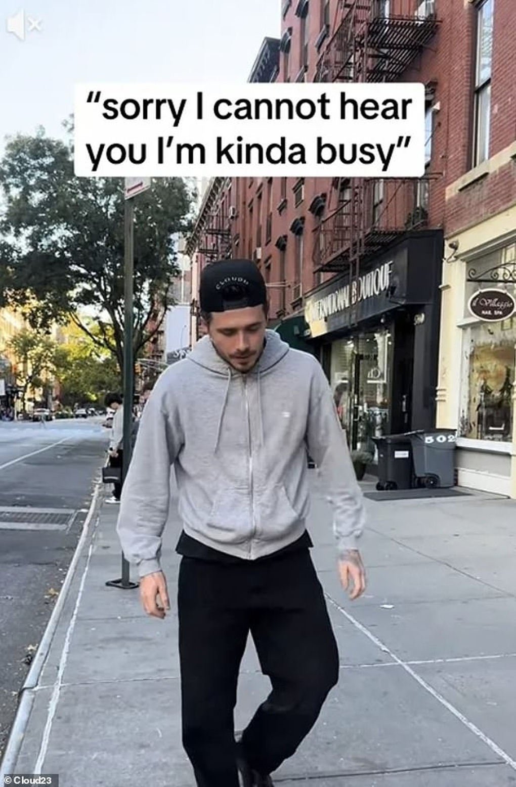 Thái độ của Brooklyn Beckham giữa sóng gió rạn nứt với cha mẹ - 1