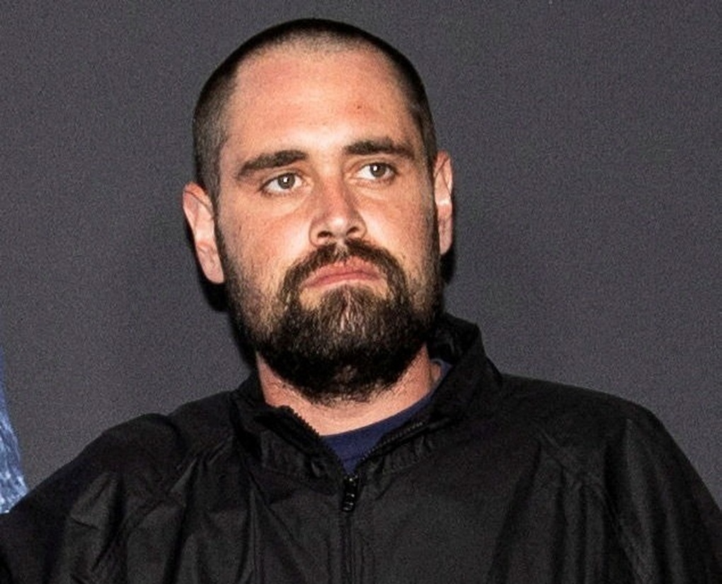 Thảm án gia đình rúng động Hollywood: Con trai ra tay sát hại cha mẹ - 1