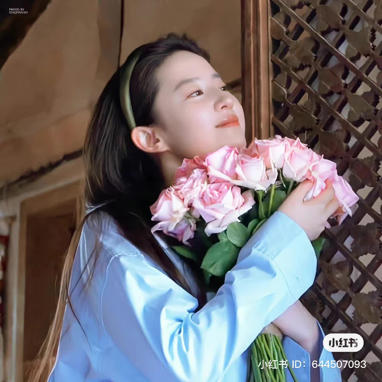 Than tien ty ty tu bo ca hat mot buoc