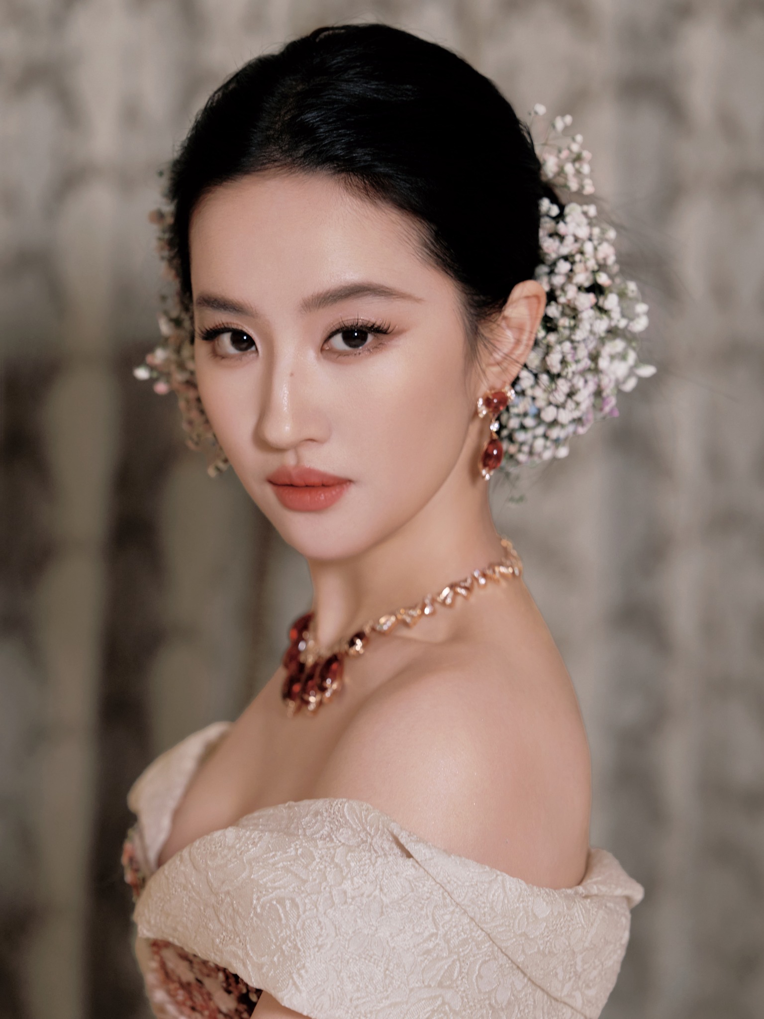 Than tien ty ty tu bo ca hat mot buoc