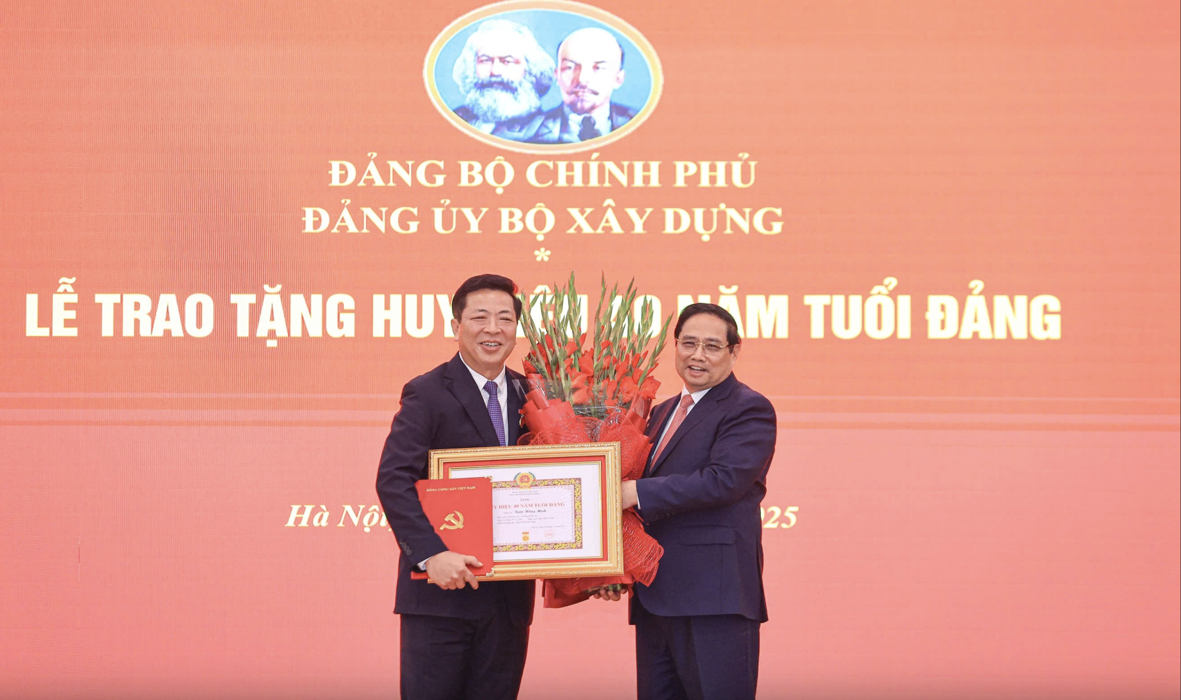 Thủ tướng: Tháng 1.2026 ‘chốt’ chọn đầu tư công hay tư nhân đường sắt tốc độ cao- Ảnh 2.