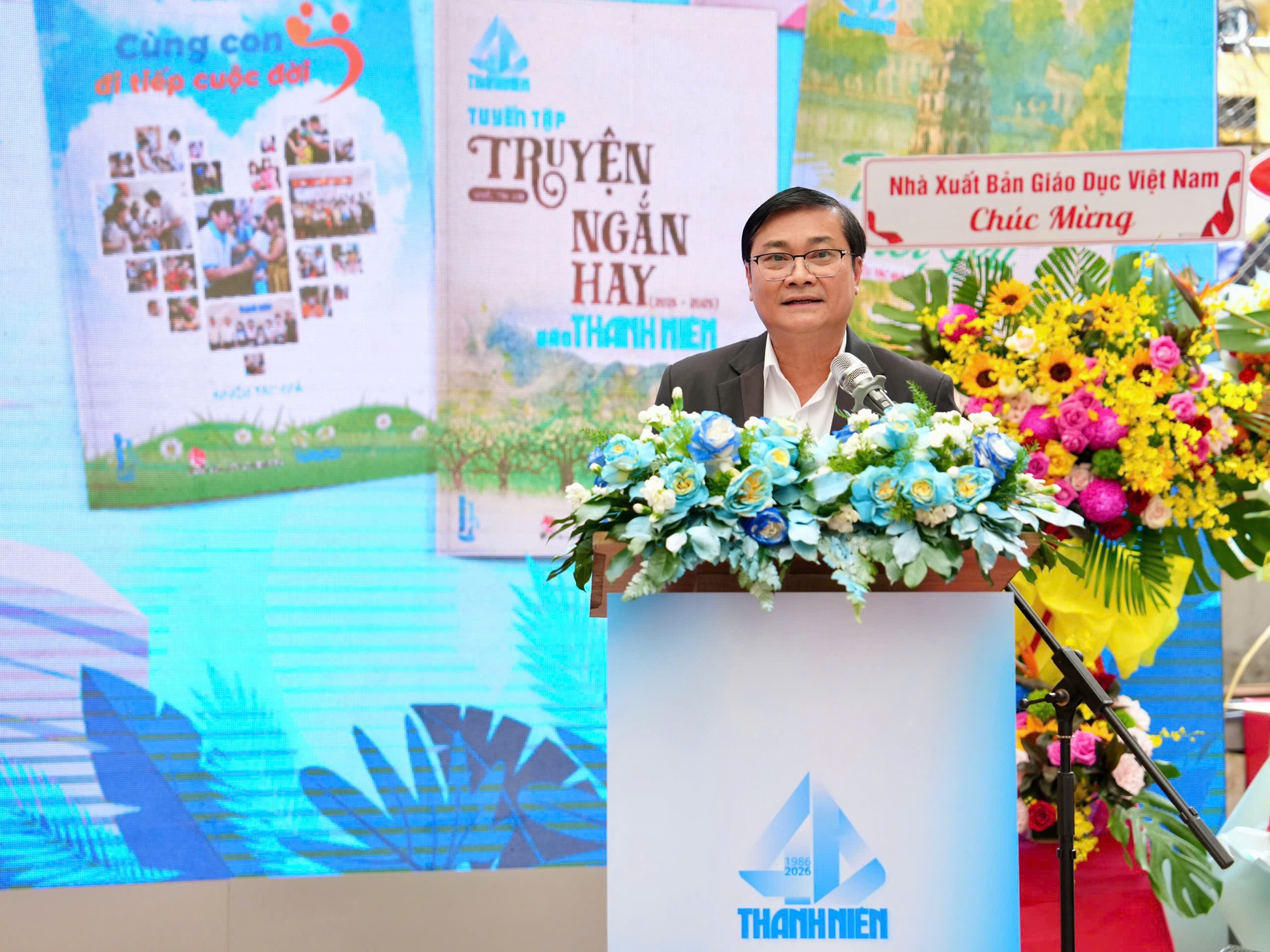 Thanh Niên Books khởi đầu hành trình lan tỏa tri thức- Ảnh 1. Thanh Niên Books khởi đầu hành trình lan tỏa tri thức- Ảnh 1.