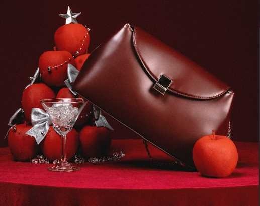 Xu hướng phụ kiện thời trang Noel 2025: Thanh lịch bền vững thay cho phụ kiện “đẹp một đêm”