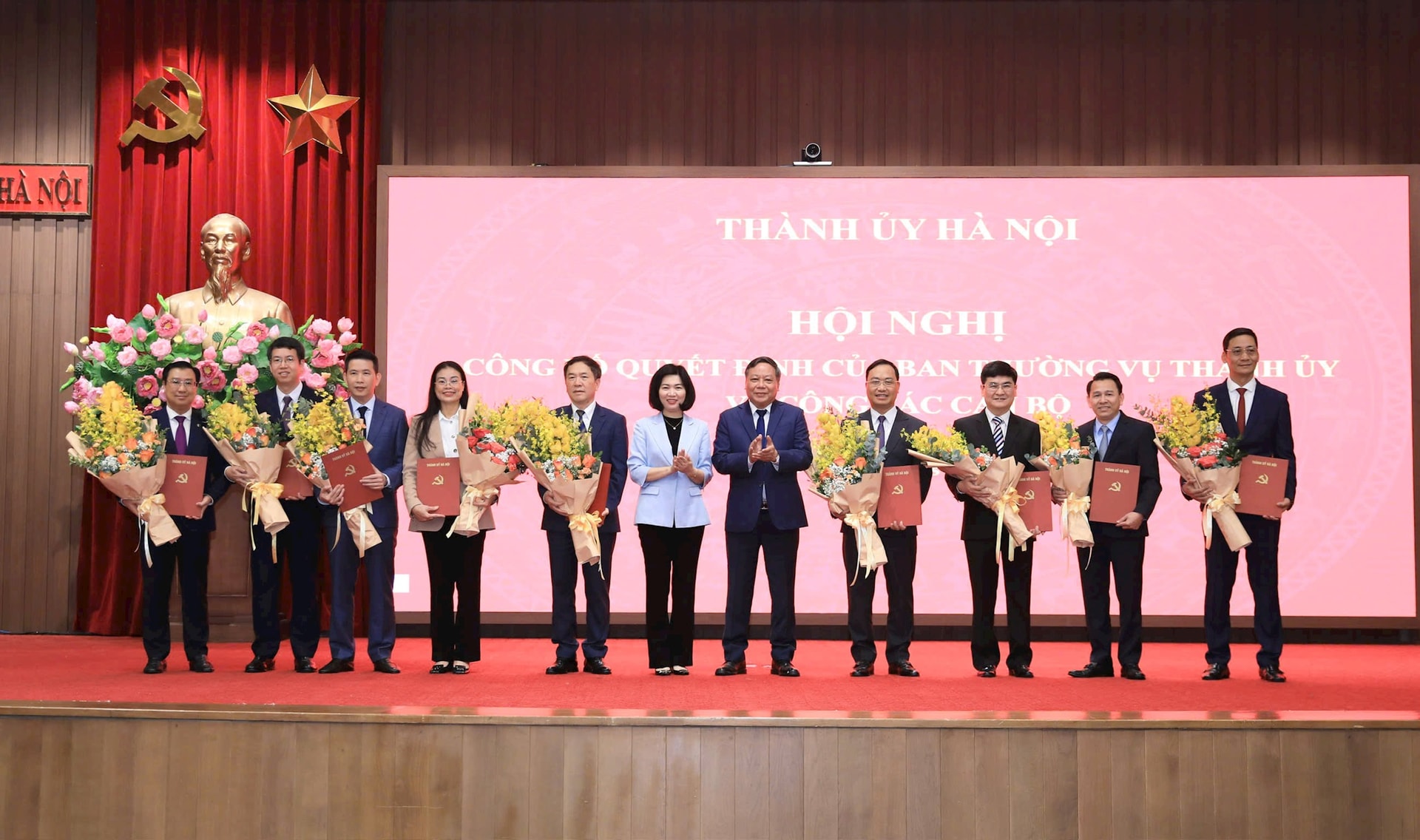 Thành ủy Hà Nội điều động, phân công lãnh đạo nhiều sở, ngành- Ảnh 1.