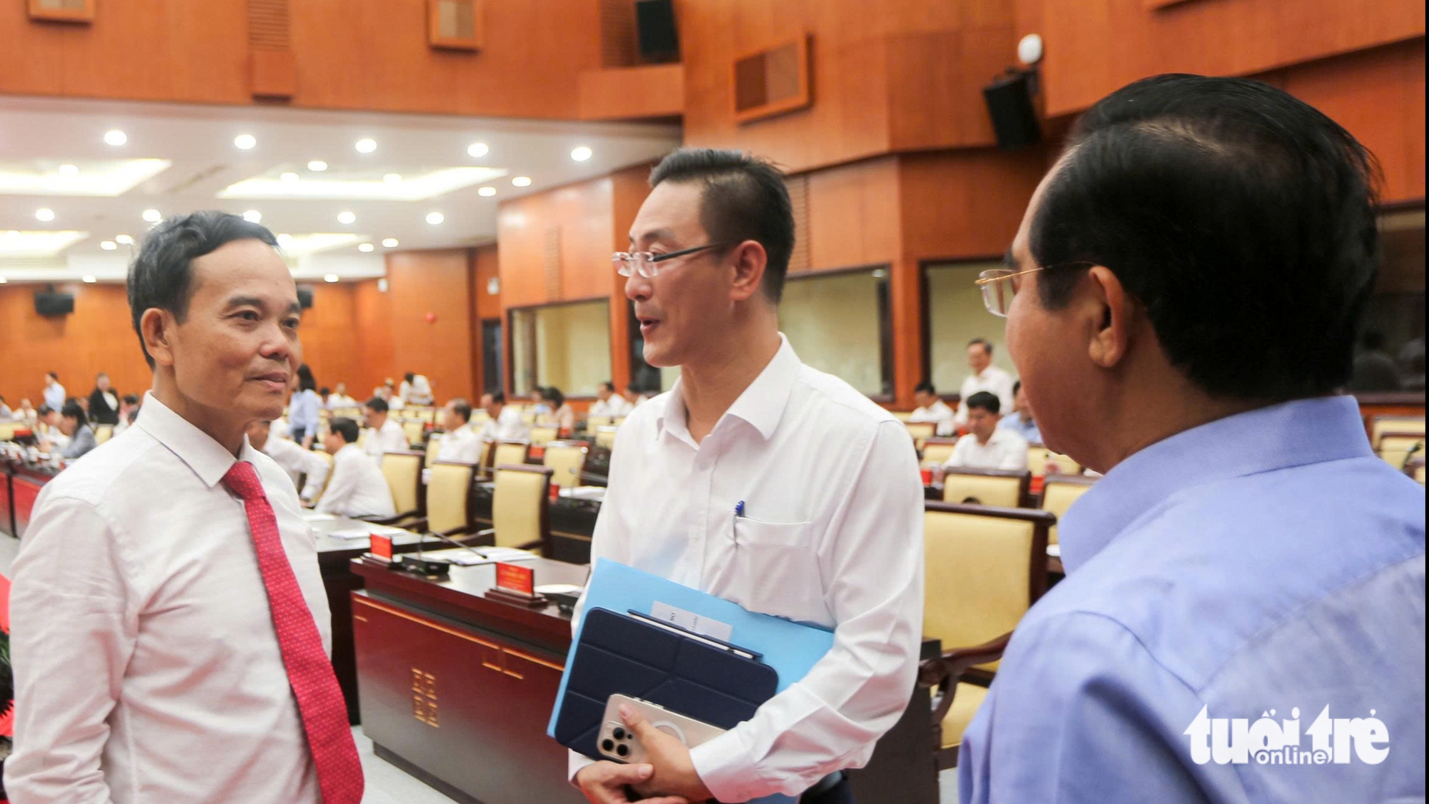 Thành ủy TP.HCM họp hội nghị lần hai, sau nhiều nghị quyết tạo cơ chế đột phá - Ảnh 1. TP.HCM - Ảnh 1.