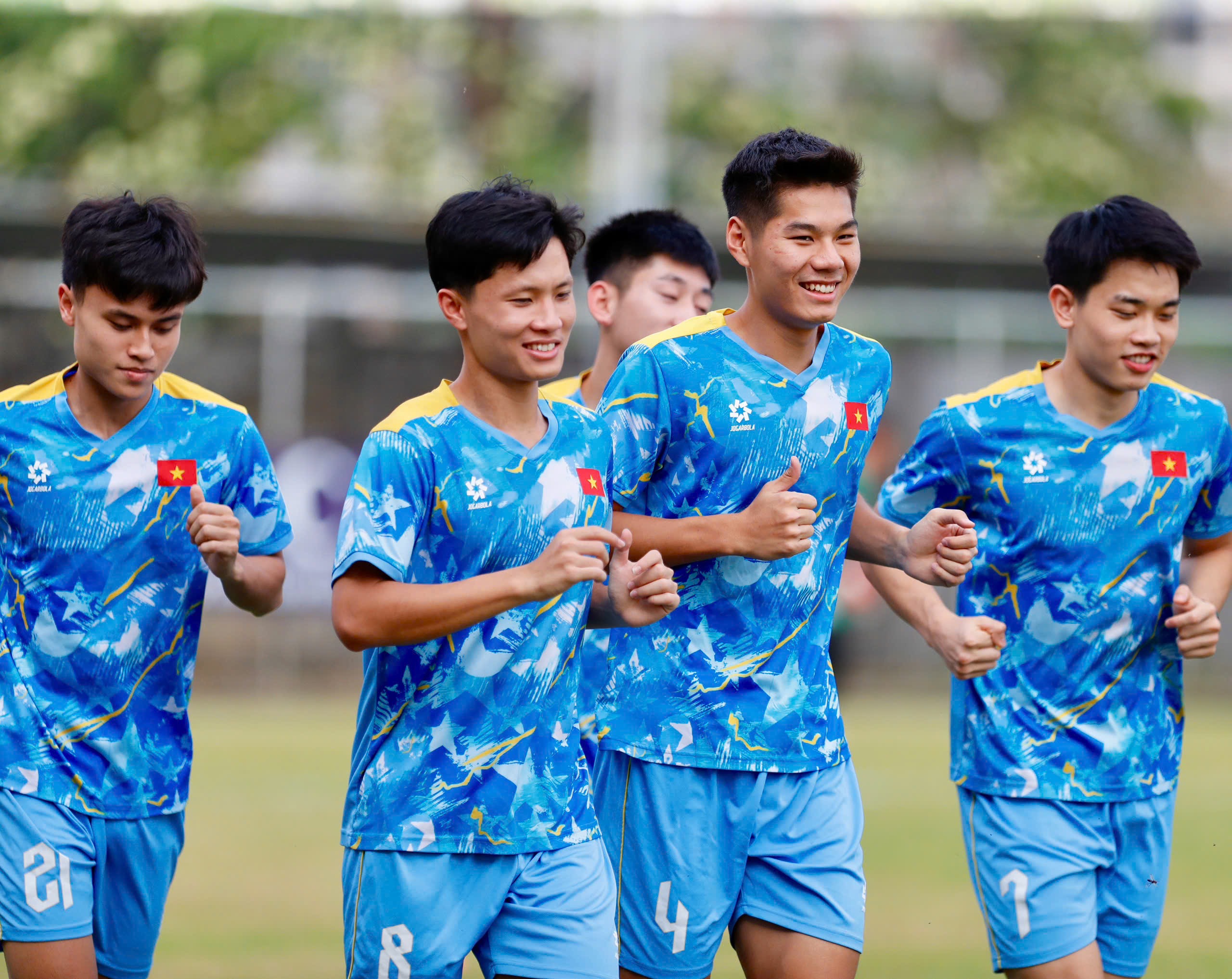 Đình Bắc quá ấn tượng ở U.23 Việt Nam: Thầy Kim vừa mừng vừa... lo, tại sao?- Ảnh 3. Đình Bắc quá ấn tượng ở U.23 Việt Nam: Thầy Kim vừa mừng vừa... lo, tại sao?- Ảnh 3.