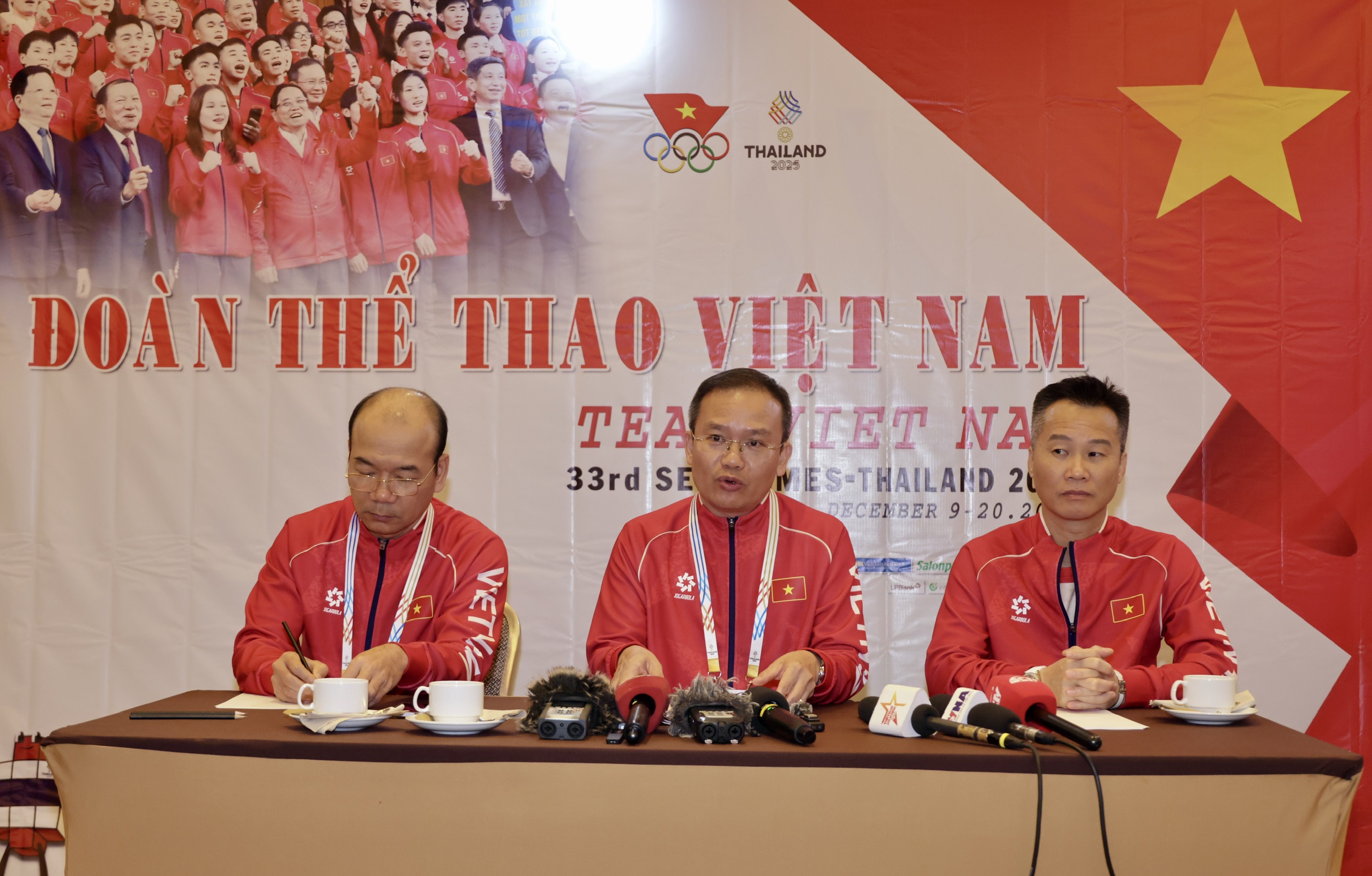 Thể thao Việt Nam đã hoàn thành các mục tiêu đề ra 1 Trưởng đoàn TTVN Nguyễn Hồng Minh: