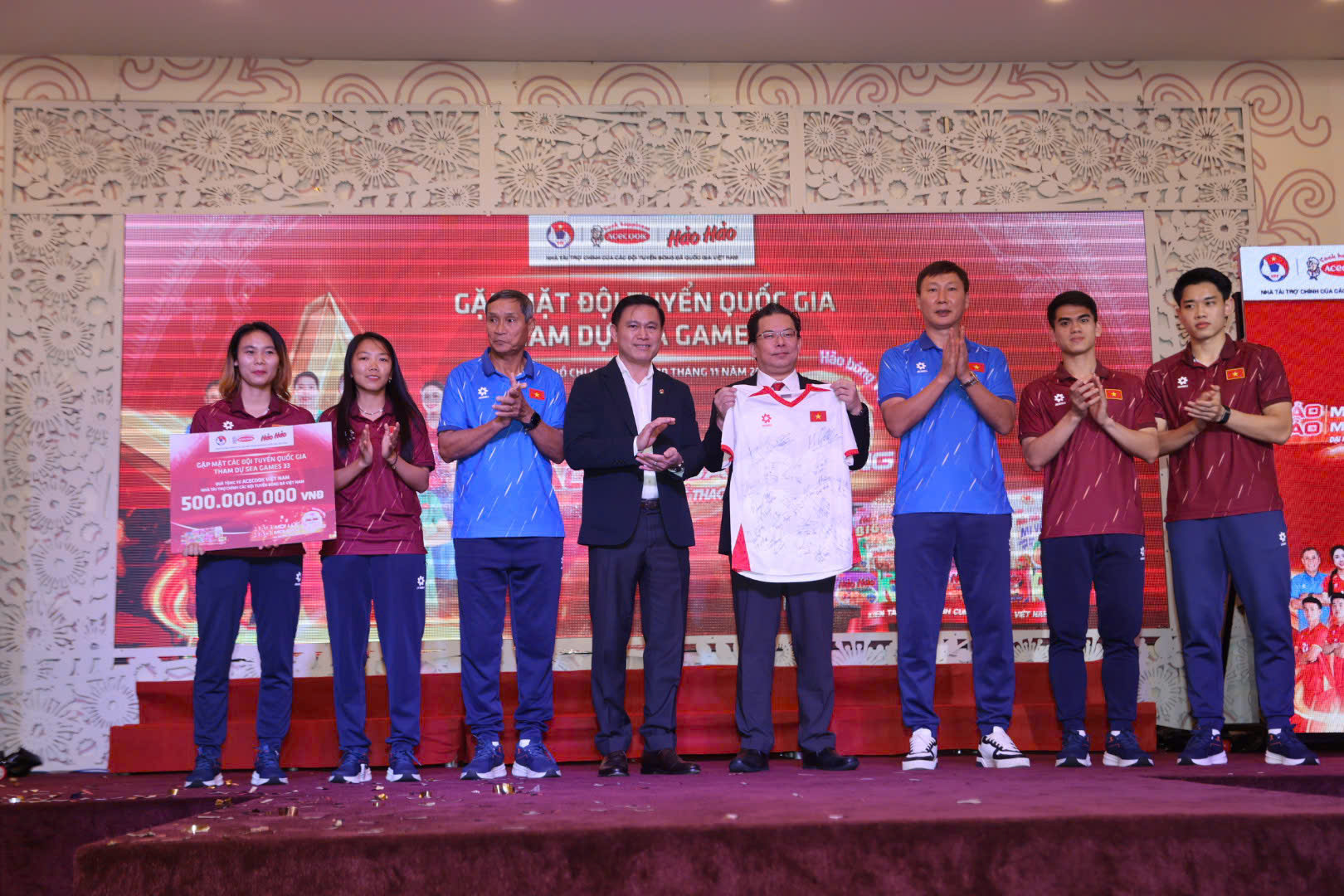 Thể thao Việt Nam lên đường tham dự SEA Games 33 - 2025 - Ảnh 1.